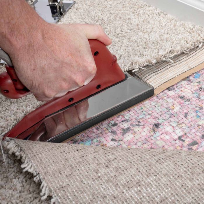 Roberts 10-282G Deluxe Heat Bond Iron (Grooved Base)