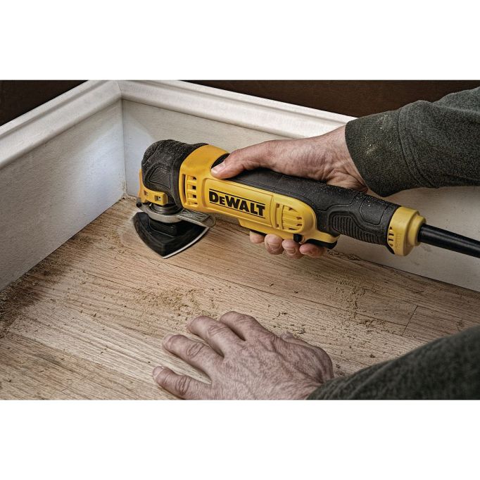 DeWalt DWE315K Multi-Material Oscillating Tool Kit