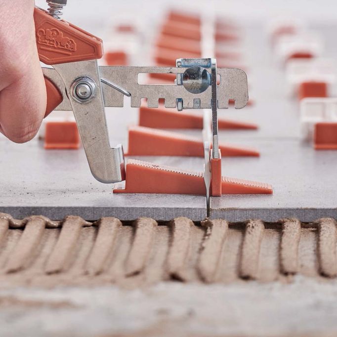 Raimondi 1/8" Red HD Tile Leveling Clips (2,200/Box)